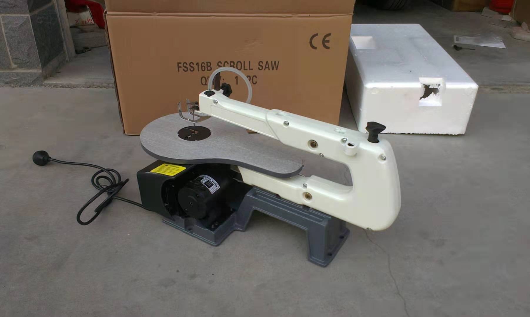 Mesin Pemotong Kayu Industri u - Woodworking Saw ulasan dan harga